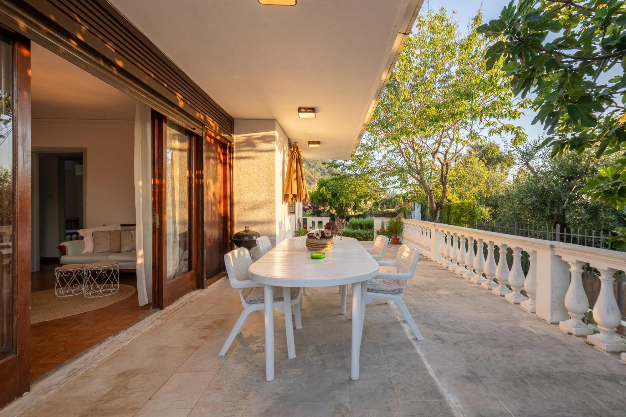 To Ktimataki Villa Agios Gordios  Dış mekan fotoğraf