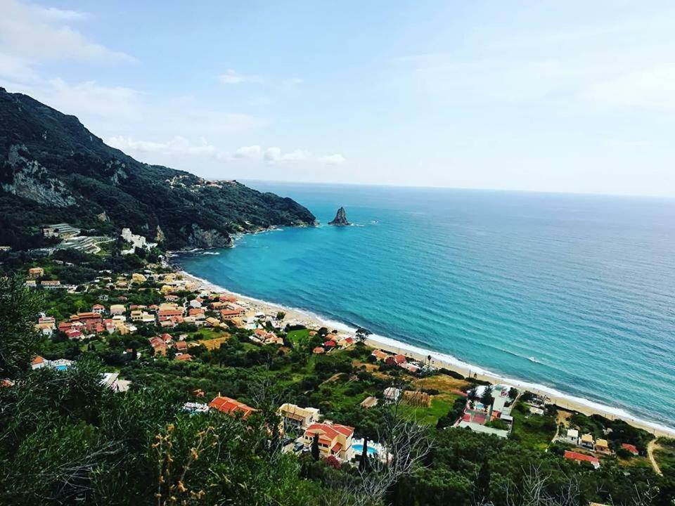 To Ktimataki Villa Agios Gordios  Dış mekan fotoğraf